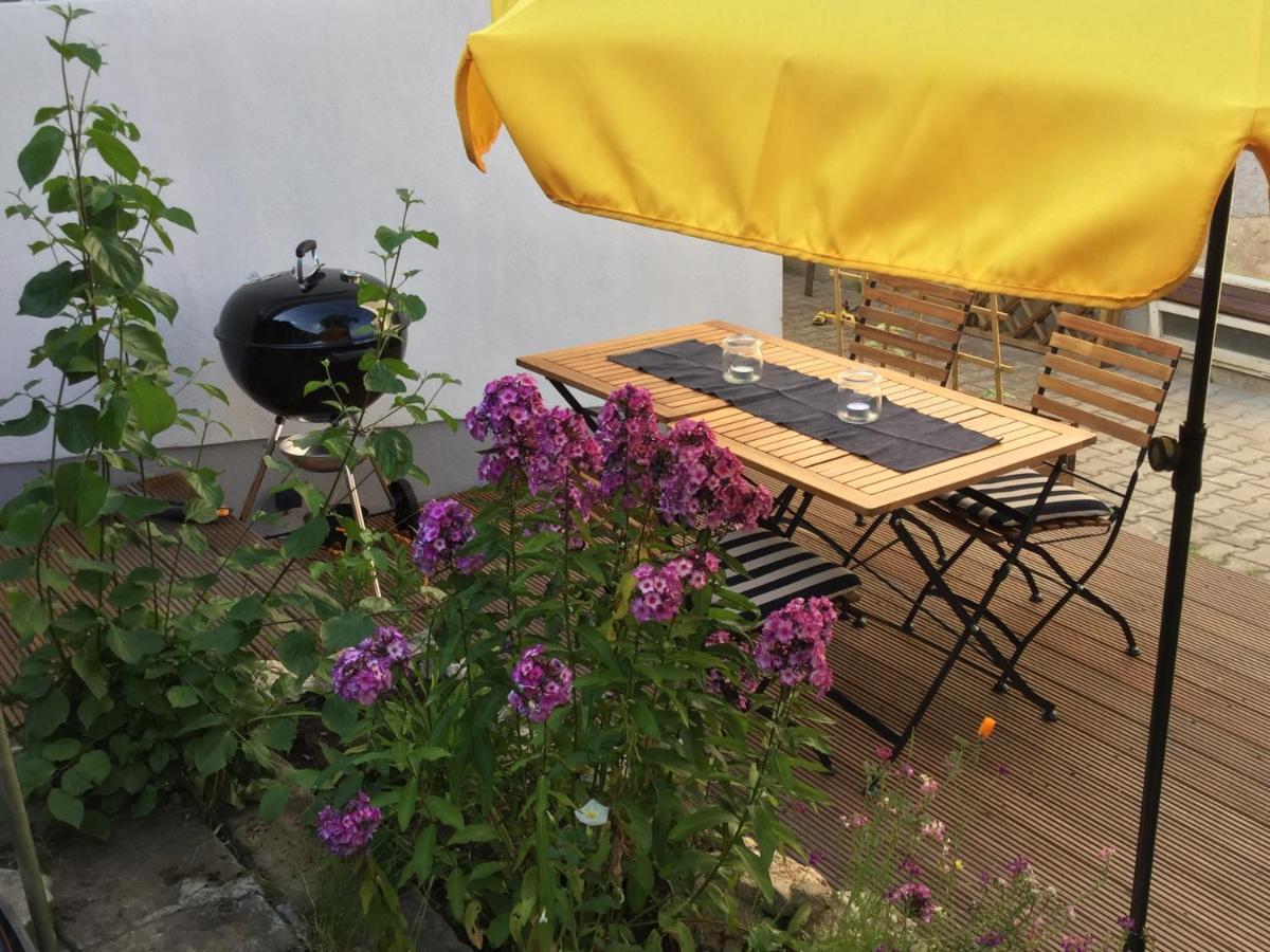 65Qm Wohnung Klosterblick Im Historischen Pfarrhaus Pielenhofen ภายนอก รูปภาพ